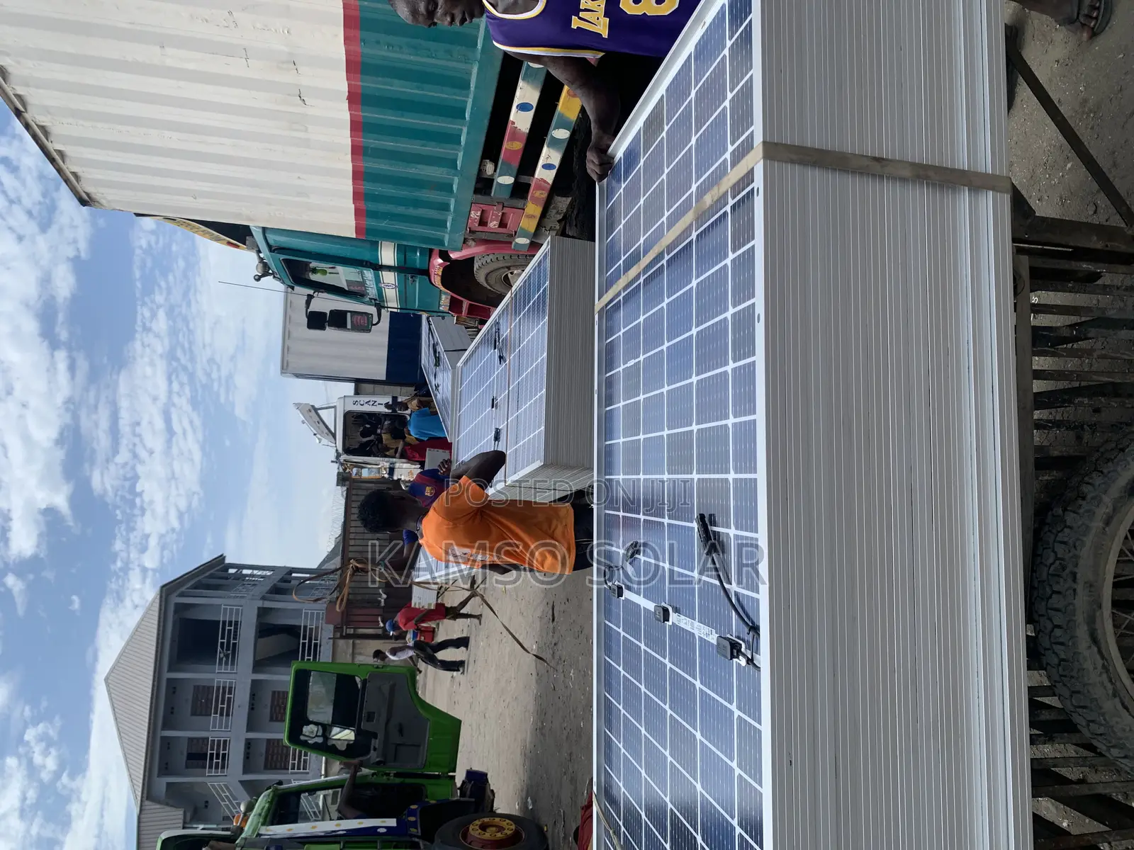 600w Jinko Bifacial Solar Panel