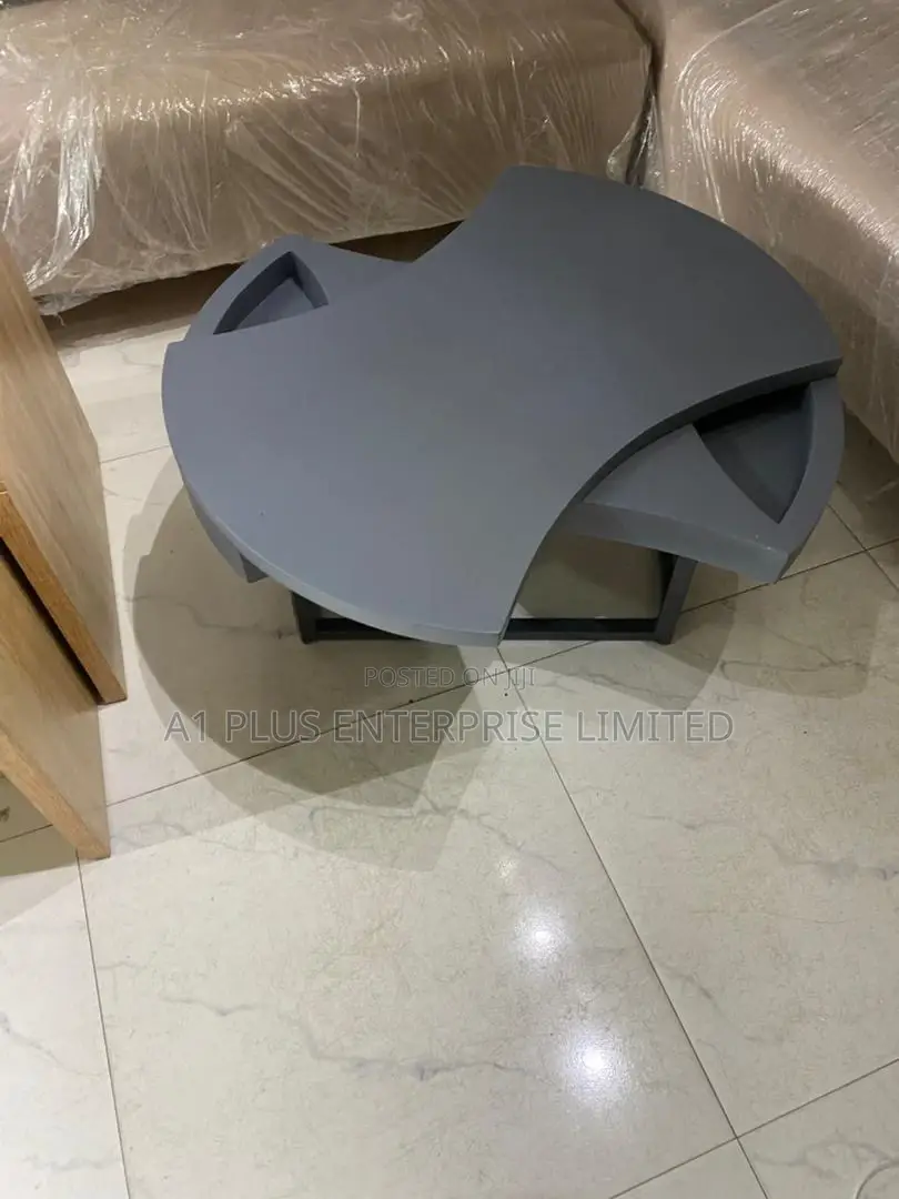 Adjustable Center Table