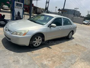Honda Accord Automatic 2004 Silver