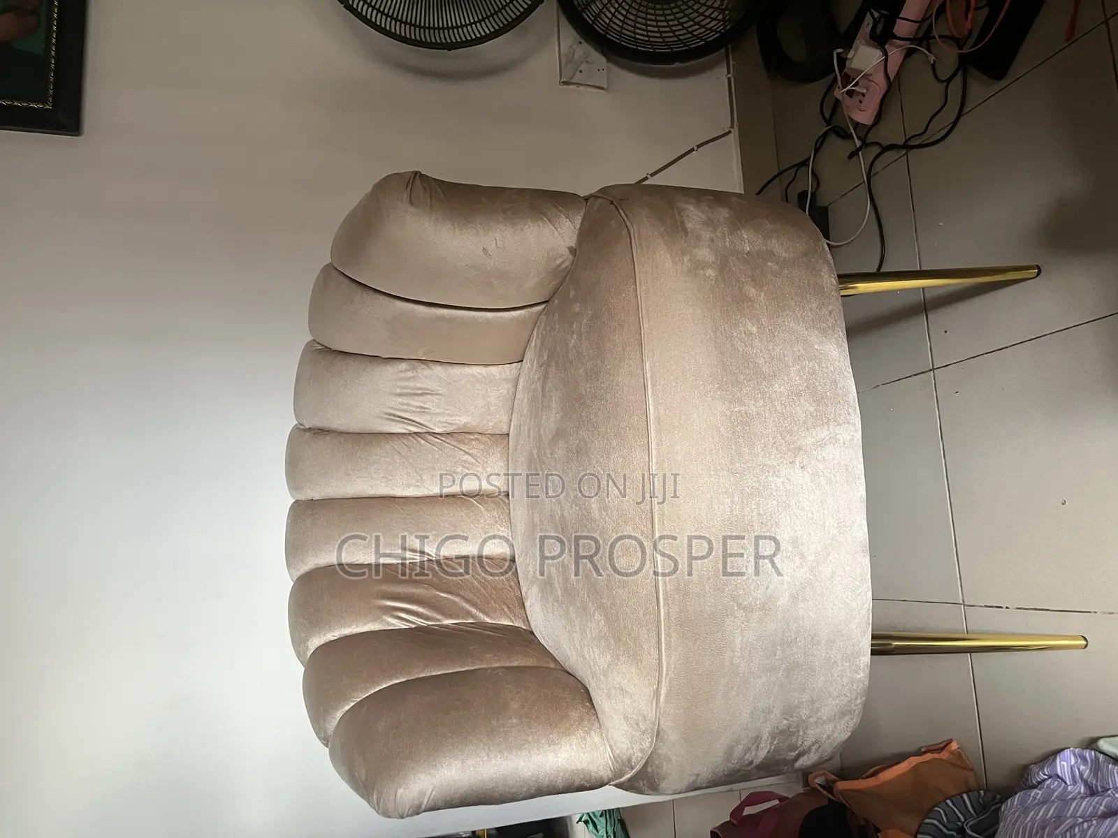 Single Chair