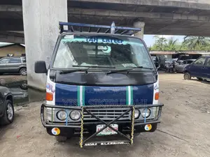 Toyota Dyna for Sale, Tokunbo Engine and Gear and 5 Brand New Tyres