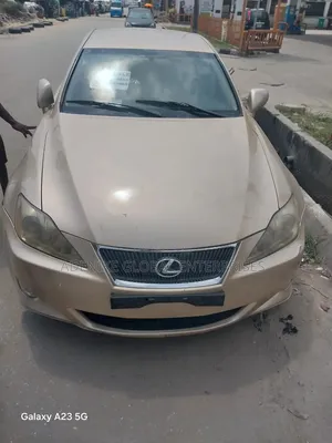 Lexus IS 2006 Gold