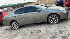 Lexus ES 350 2010 Gray