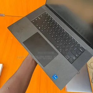 Laptop Dell Precision 5680 32GB Intel Core i7 SSD 1T
