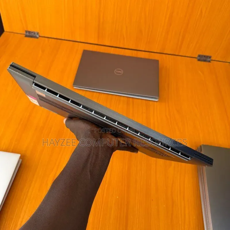 Laptop Dell Precision 5680 32GB Intel Core i7 SSD 1T