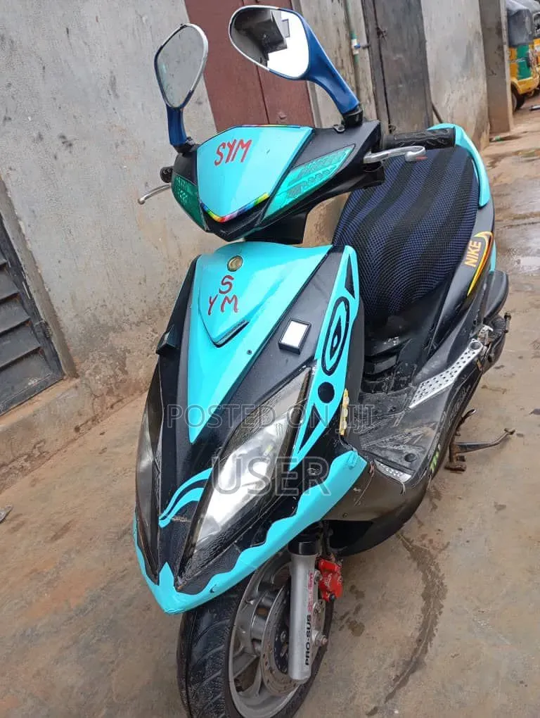 SYM Vf 185 2020 Black