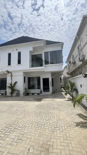 4bdrm Duplex in Orchid Estate, Chevron for rent
