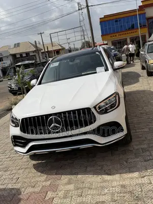 Mercedes-Benz GLC-Class 2017 White