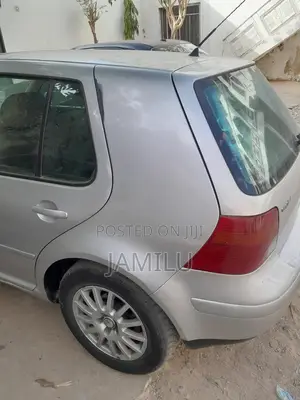 Volkswagen Golf 2004 Silver