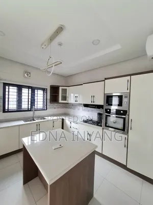 Furnished 4bdrm Townhouse / Terrace in Wuye for rent