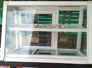 Show Glass