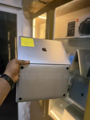 Laptop Apple MacBook Air 2020 8GB Intel Core i3 SSD 128GB