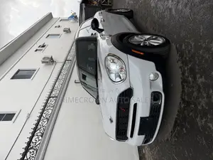 Mini Cooper Classic 2013 White