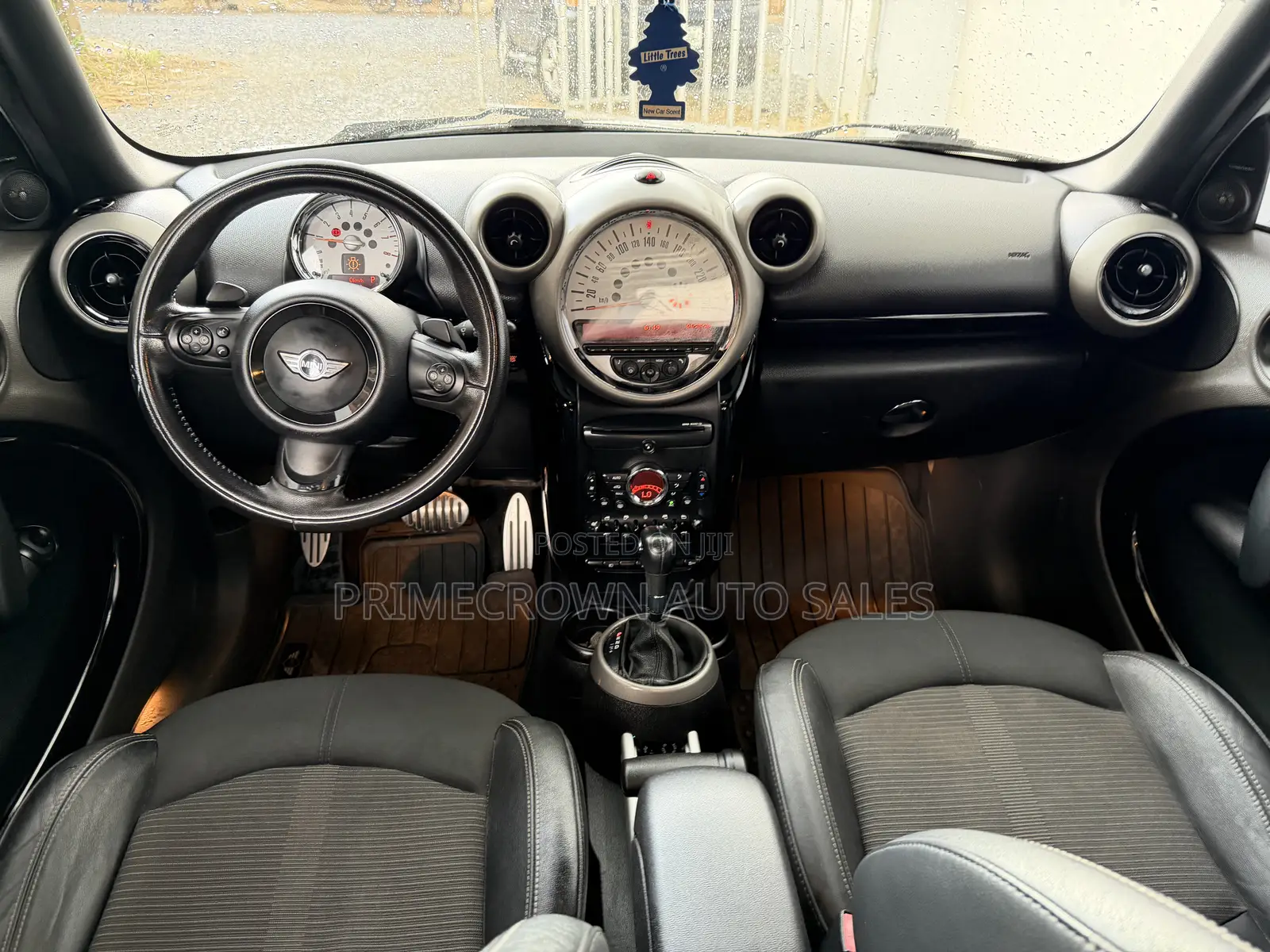 Mini Cooper Classic 2013 White