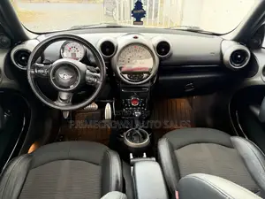 Mini Cooper Classic 2013 White