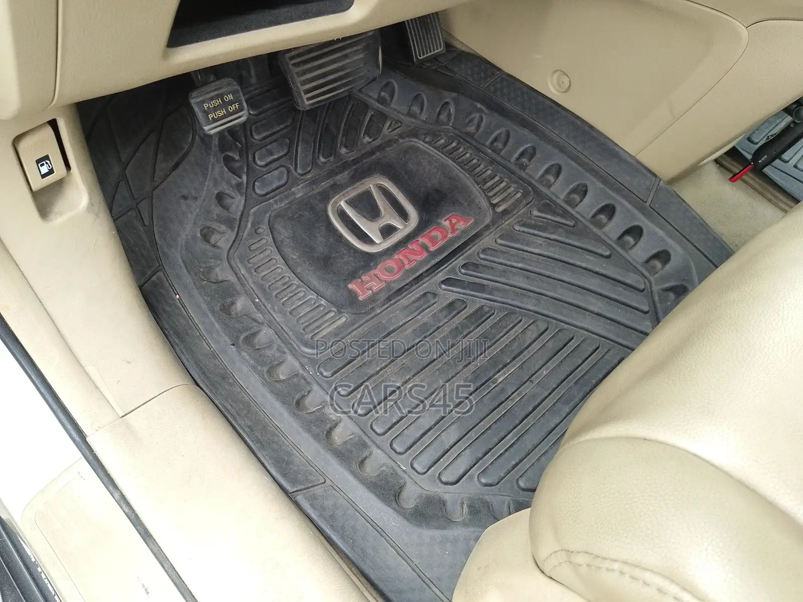 Honda CR-V 2007 Gold