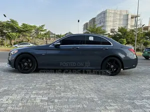 Mercedes-Benz C400 4Matic AWD Sedan (3.0L V6 7A) 2015 Gray