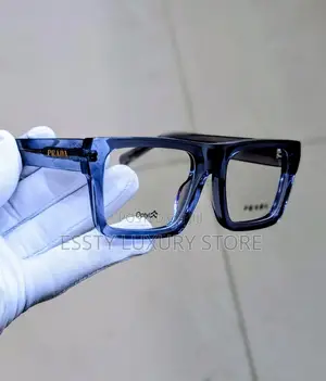 High Quality Luxury Prada Glasses