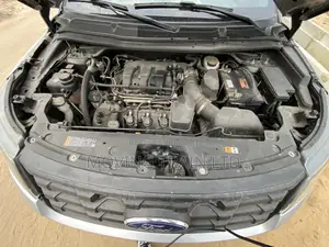 Ford Explorer Limited FWD 2019 Silver