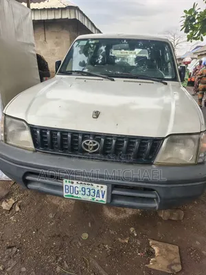 Toyota Land Cruiser Prado 1999 White