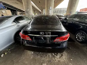 Lexus ES 350 2010 Black