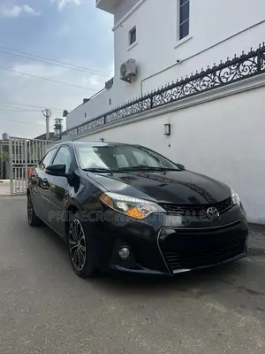 Toyota Corolla S w/Special Edition Pkg (1.8L 4cyl CVT) 2016 Black