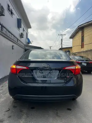 Toyota Corolla S w/Special Edition Pkg (1.8L 4cyl CVT) 2016 Black
