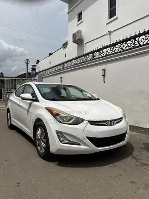 Hyundai Elantra Value Edition Sedan FWD (1.8L 4cyl 6A) 2016 White