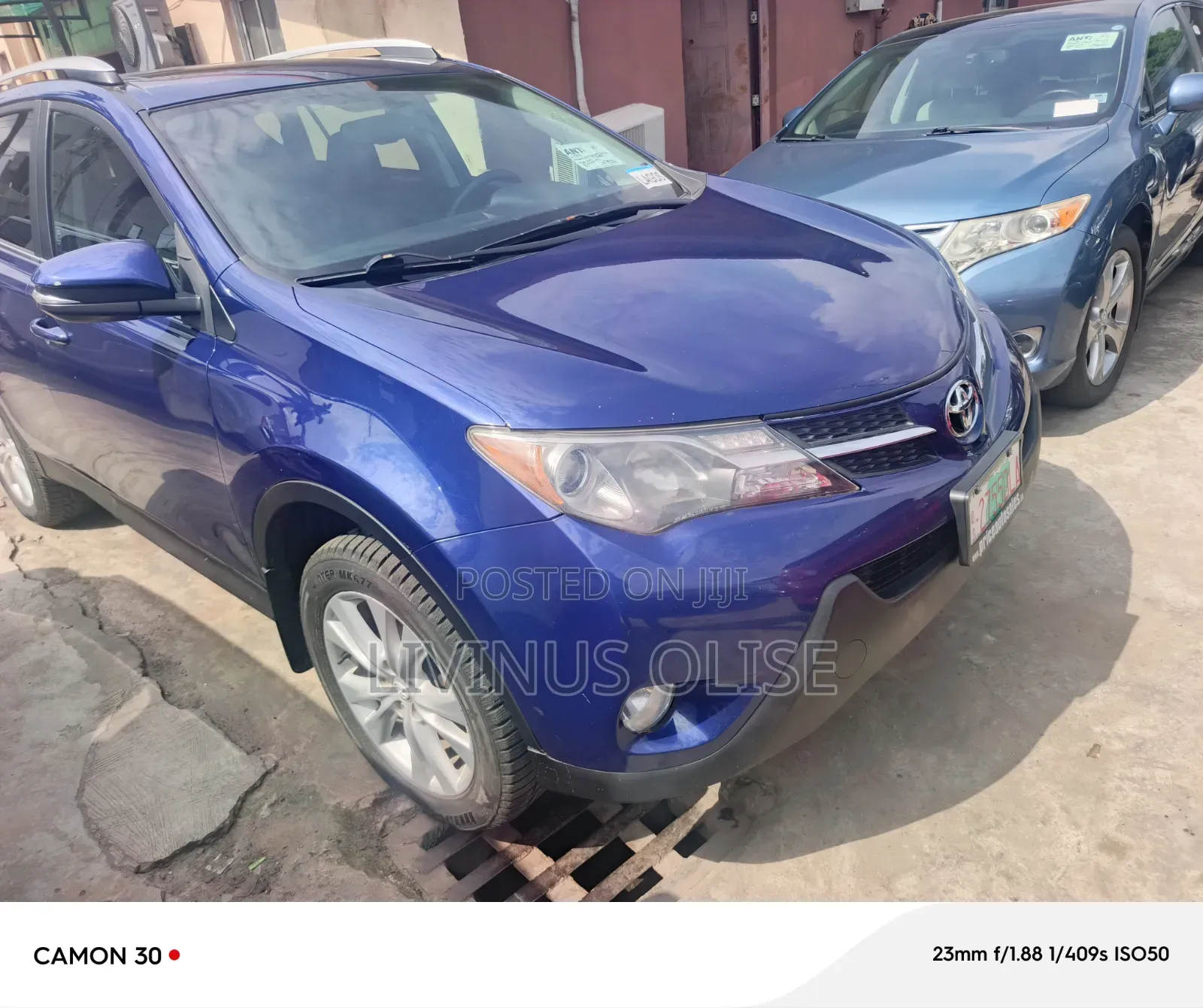 Toyota RAV4 2016 Blue