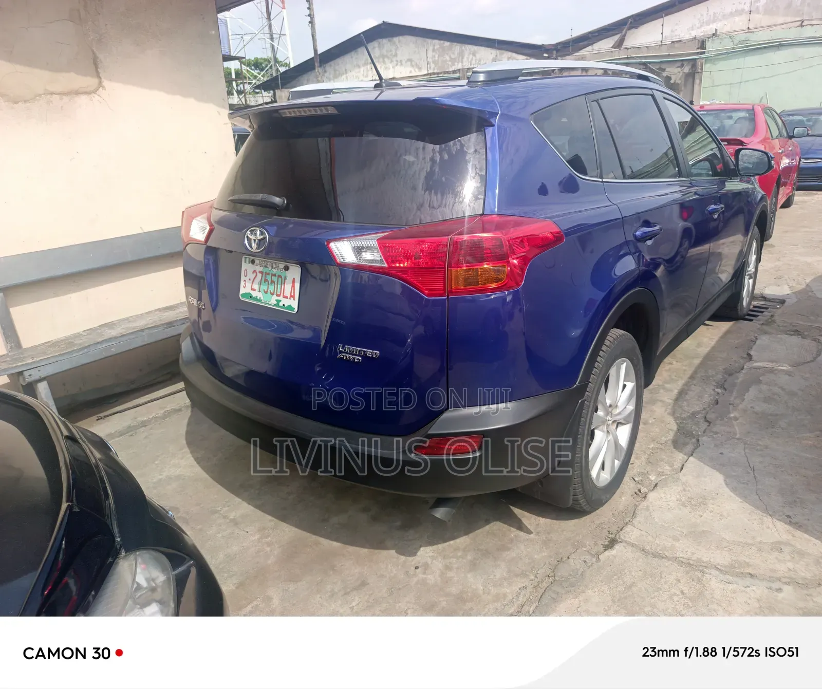 Toyota RAV4 2016 Blue