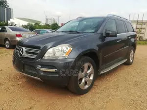 Mercedes-Benz GL-Class 2010 Gray