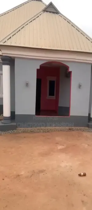 Furnished 4bdrm Bungalow in Akure for sale