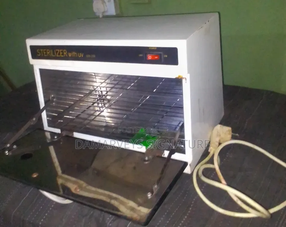 Clipper Sterilizer