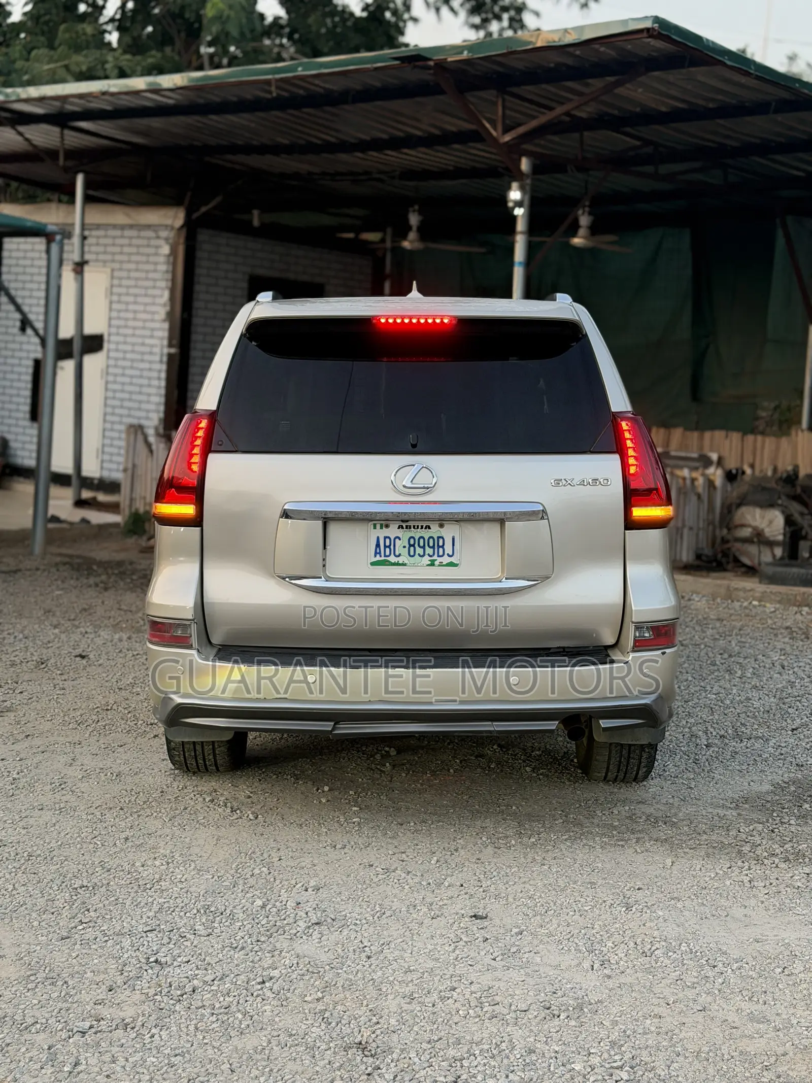 Lexus GX 2011 Gold