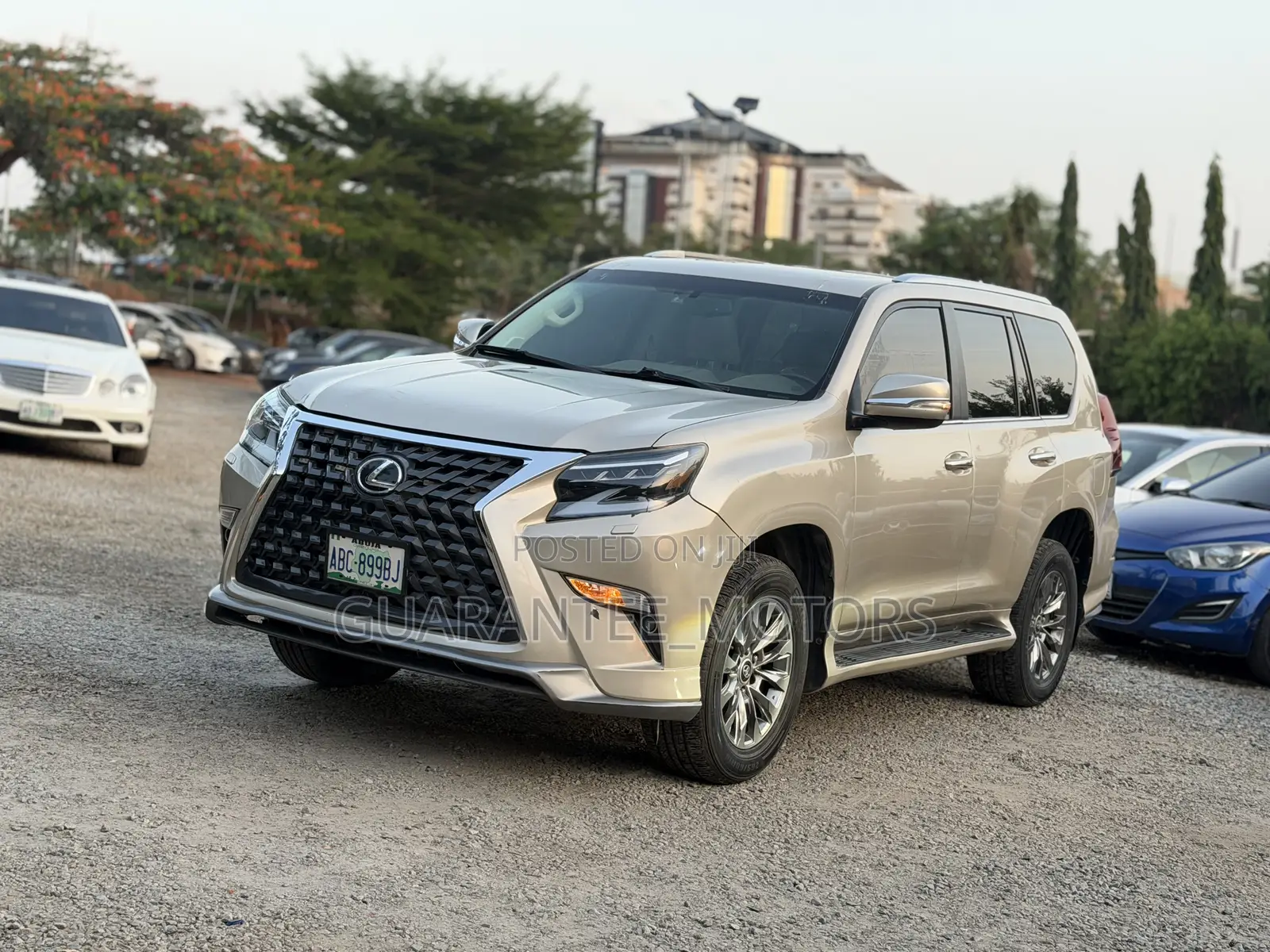 Lexus GX 2011 Gold