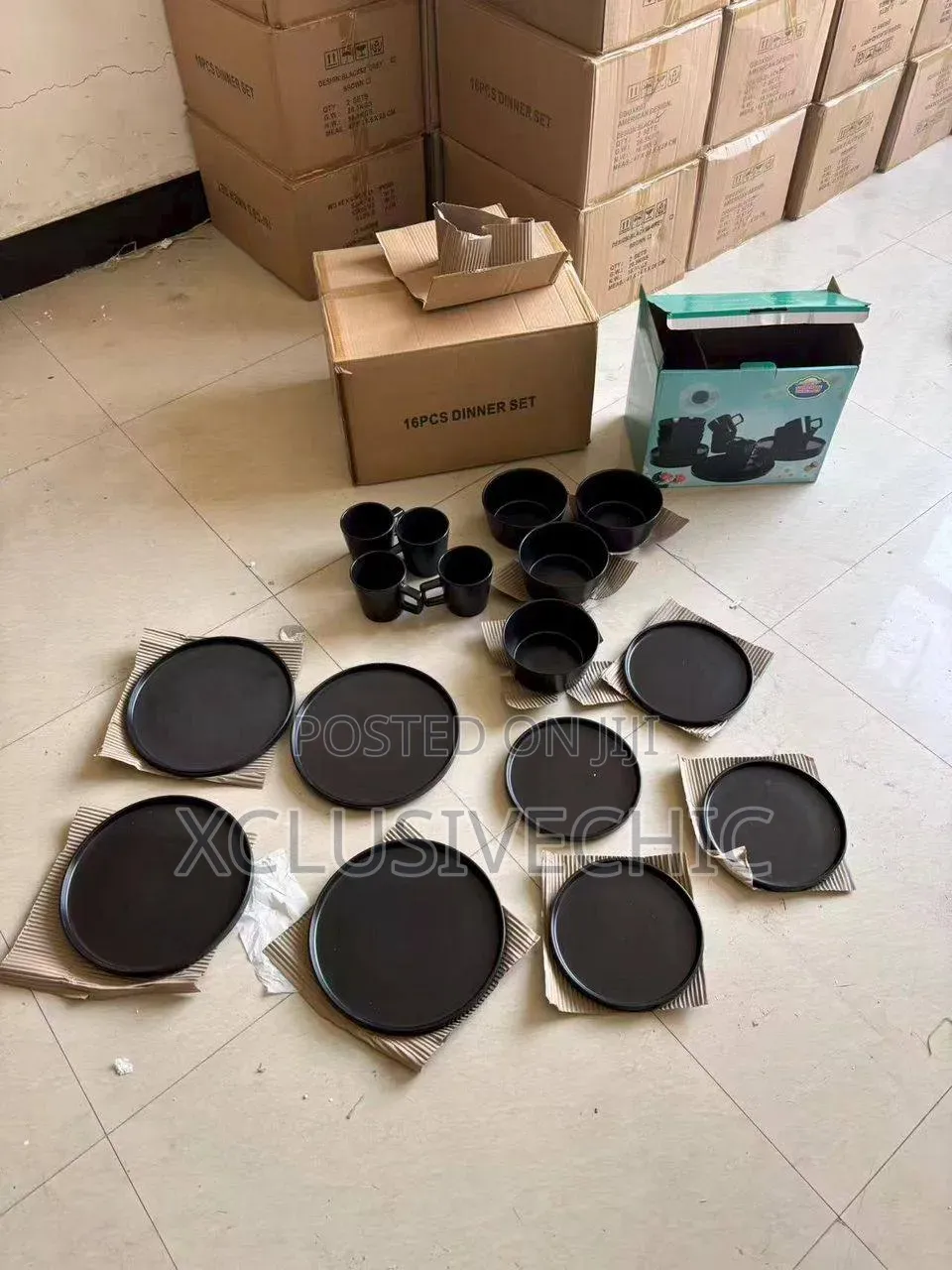 16pcs Plain Breakable Dinnerset- Different Colours