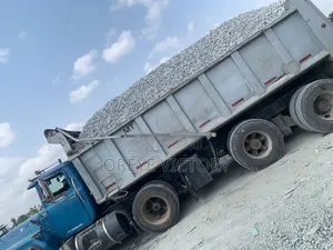 Sale of Granite Stone ( Chipping)