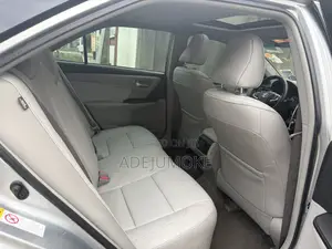 Toyota Camry XLE V6 4dr Sedan (3.6L 6cyl 6A) 2016 Gray