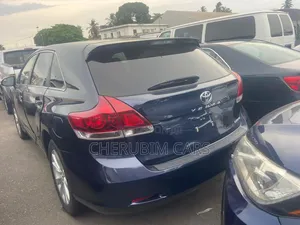 Toyota Venza LE 4dr Wagon AWD (2.7L 4cyl 6A) 2015 Gray