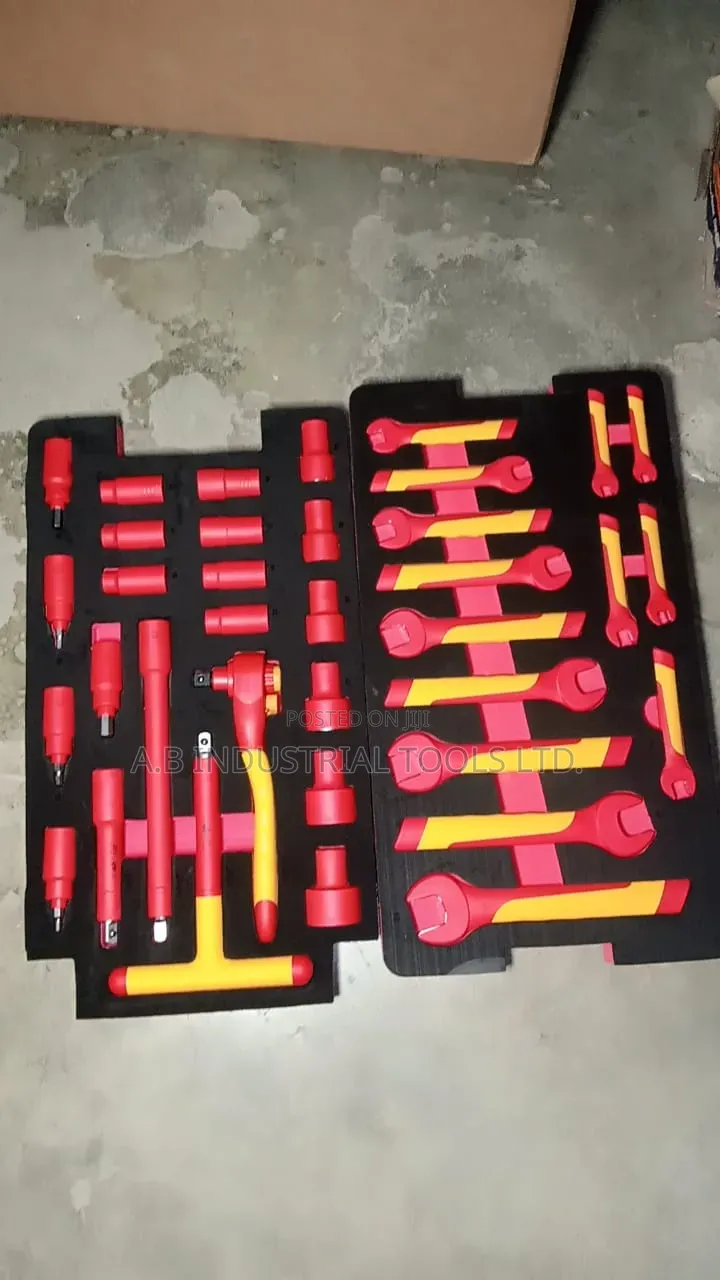 1000volts Insulated Tools Bus