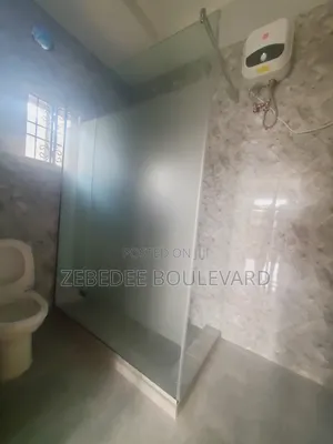 4bdrm Duplex in Gaduwa for rent