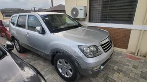 Kia Mohave 2010 Silver