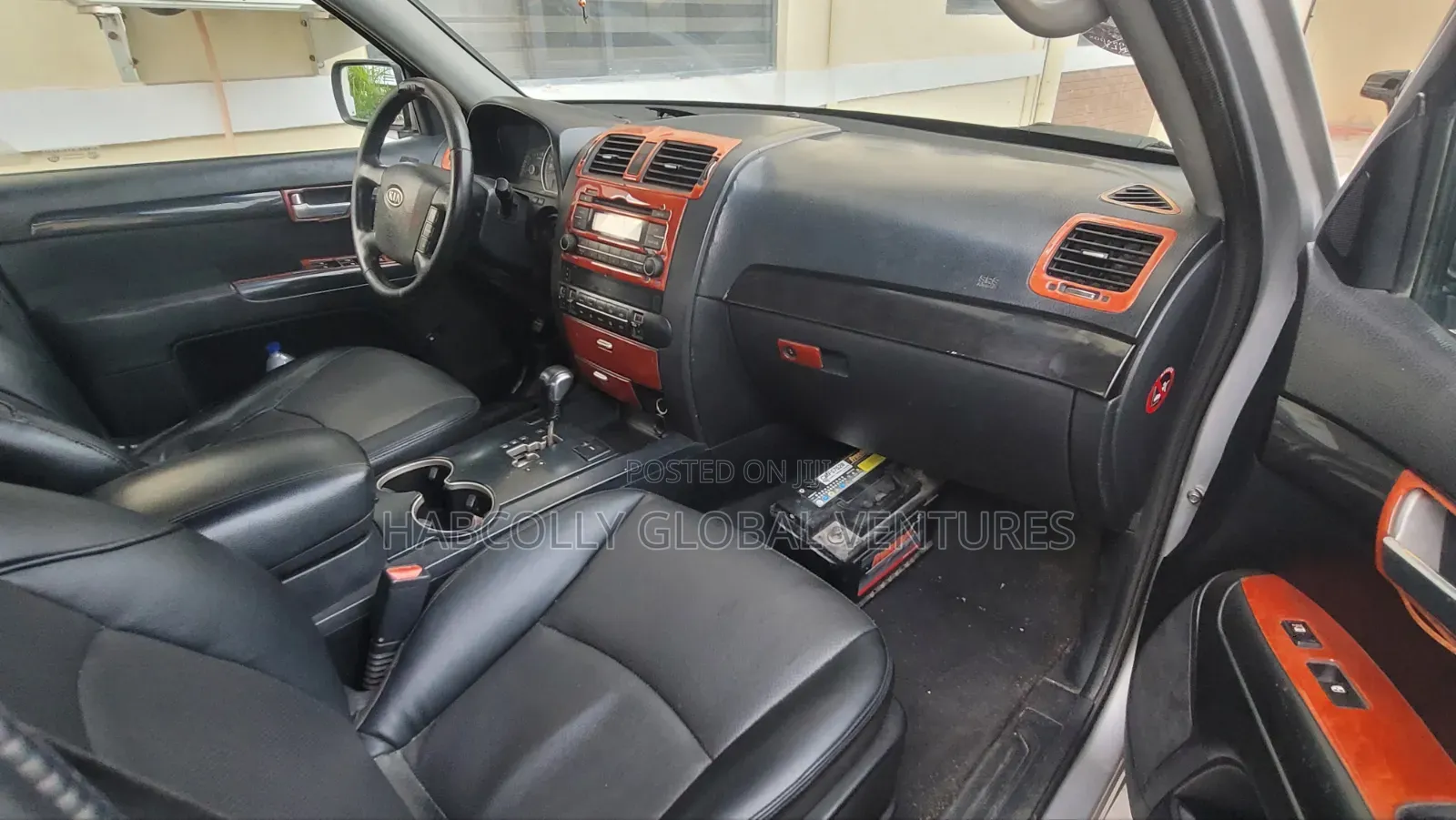 Kia Mohave 2010 Silver