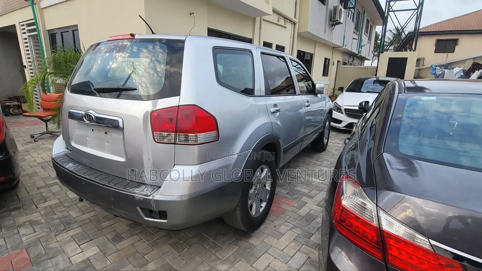 Kia Mohave 2010 Silver