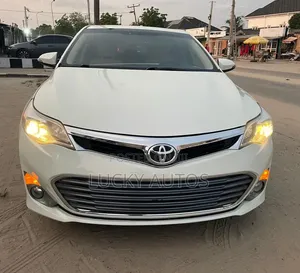 Toyota Avalon 2013 White