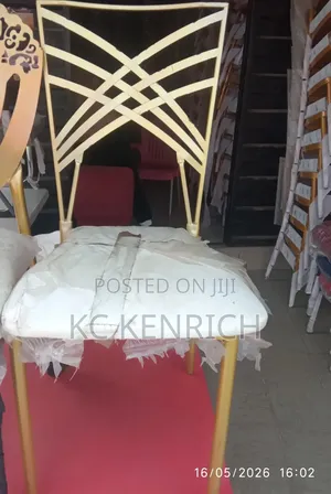Chameleon Chair