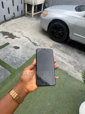 Apple iPhone XS Max 64 GB Black