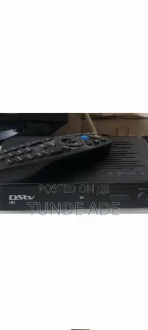DSTV Decoder N Dish