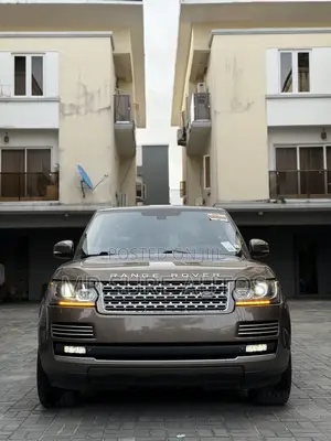 Land Rover Range Rover Vogue 2014 Gold