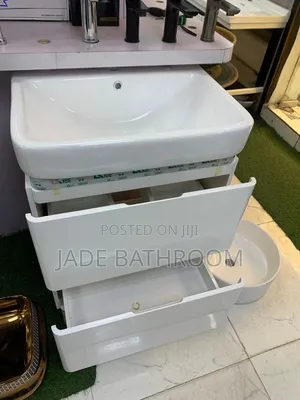 Cabinet Basin